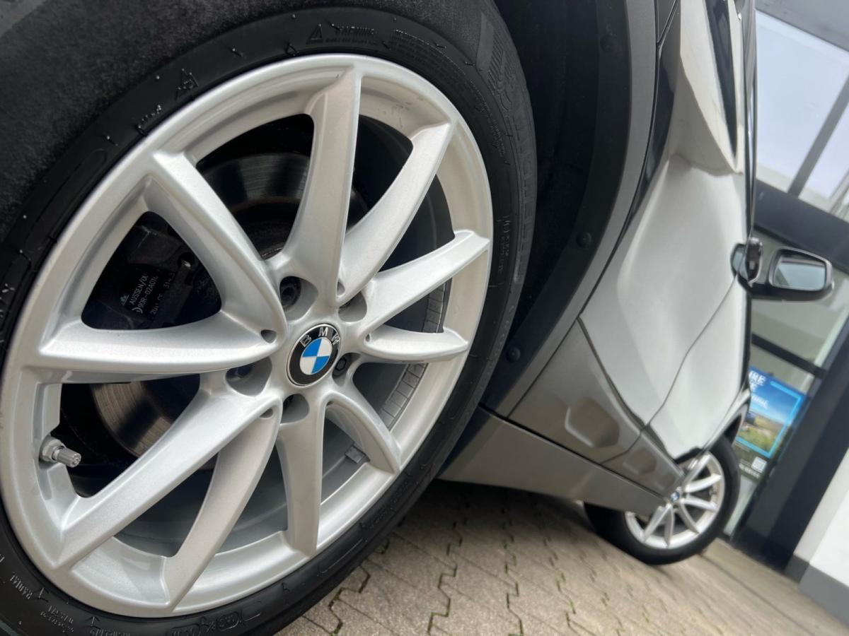 Originalaufnahme des Fahrzeugs Originalaufnahme des Fahrzeugs