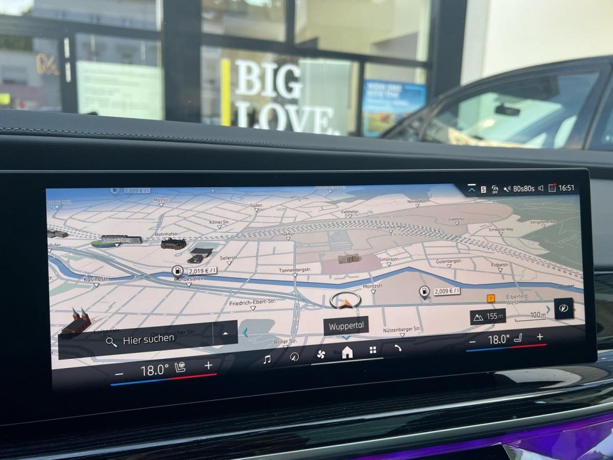 BMW 740d xDrive Limousine im Innenraum