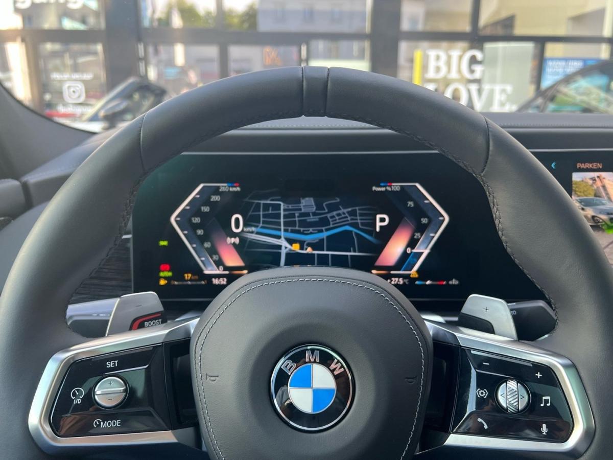 BMW 740d xDrive Limousine im Innenraum