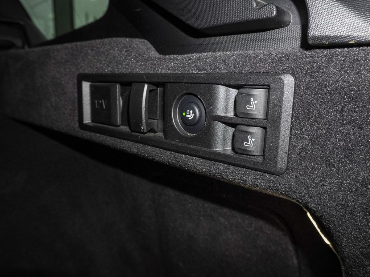 Originalaufnahme des Fahrzeugs Originalaufnahme des Fahrzeugs