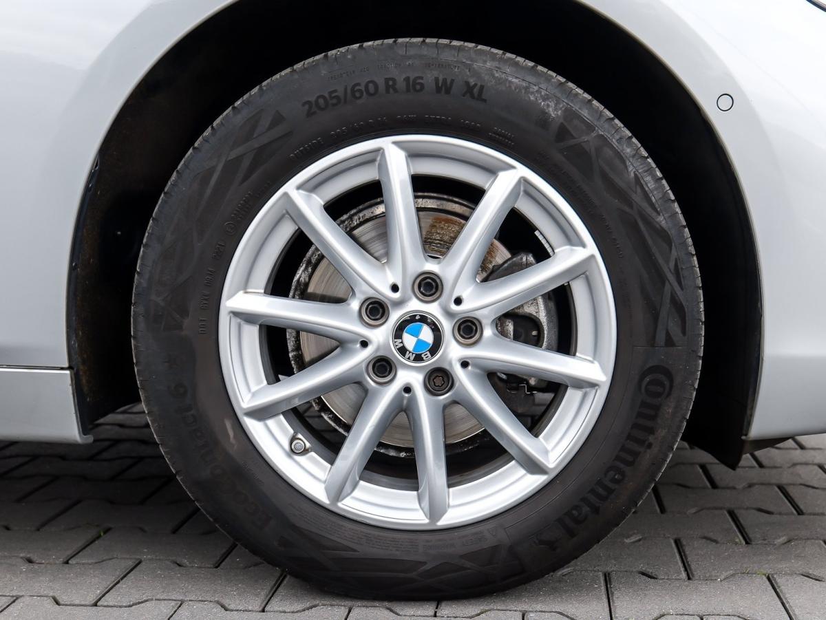 Originalaufnahme des Fahrzeugs Originalaufnahme des Fahrzeugs