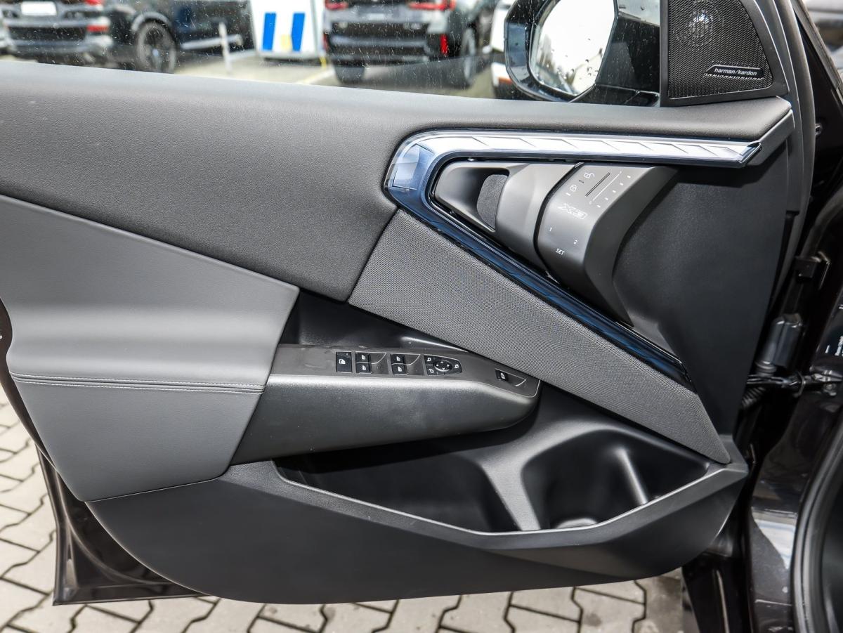 Originalaufnahme des Fahrzeugs Originalaufnahme des Fahrzeugs