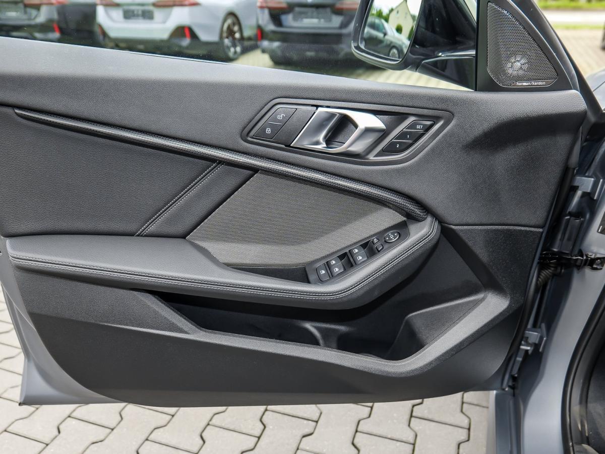 Originalaufnahme des Fahrzeugs Originalaufnahme des Fahrzeugs