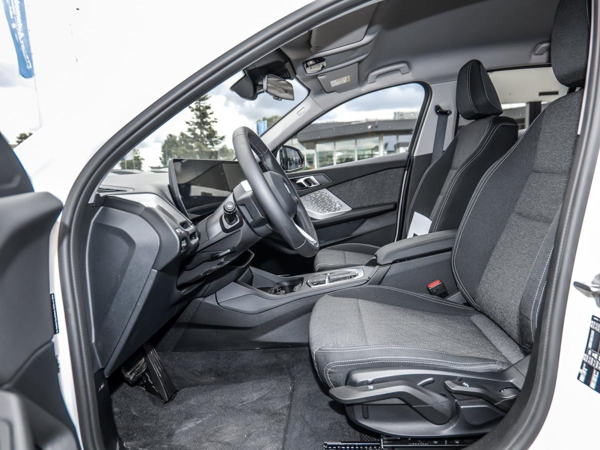 Originalaufnahme des Fahrzeugs Originalaufnahme des Fahrzeugs