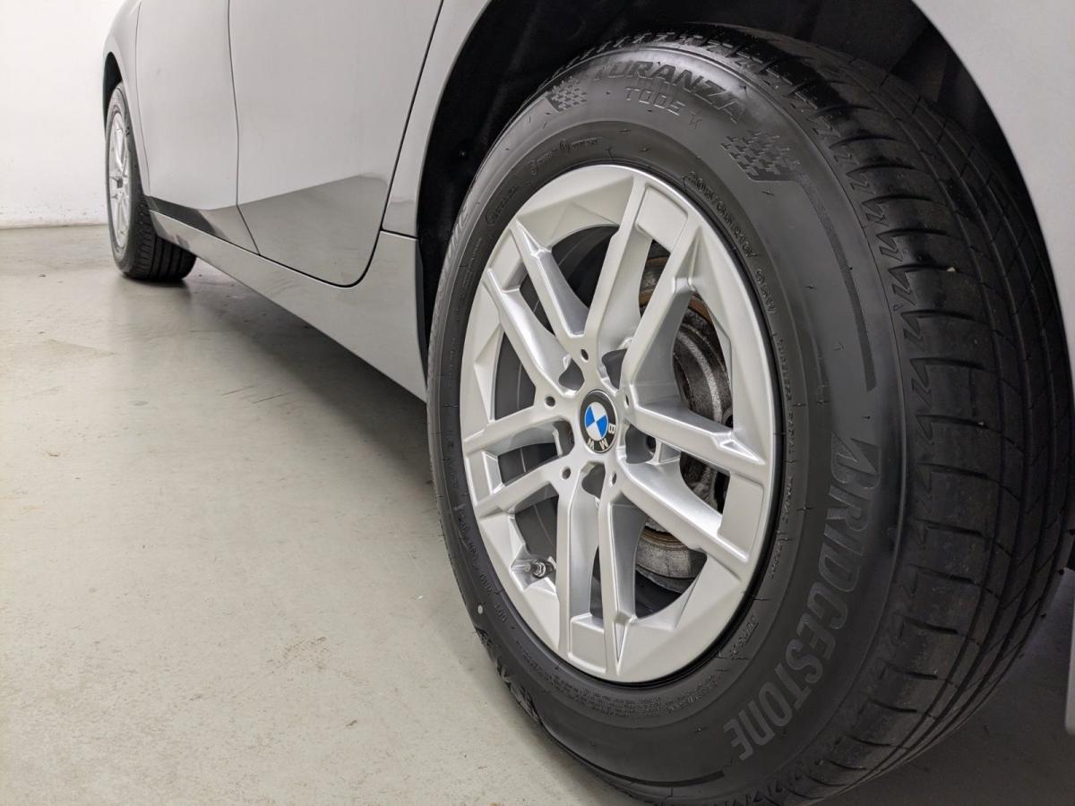 Originalaufnahme des Fahrzeugs Originalaufnahme des Fahrzeugs