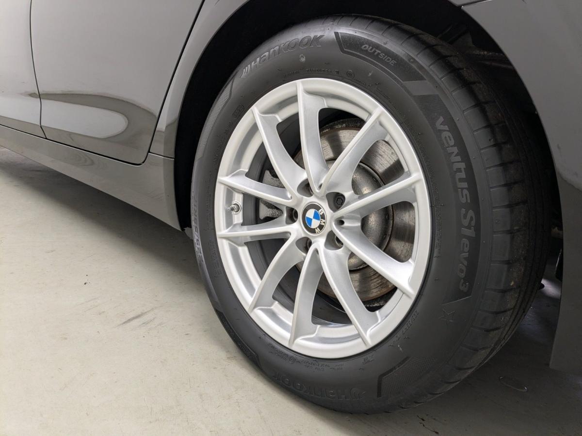 Originalaufnahme des Fahrzeugs Originalaufnahme des Fahrzeugs