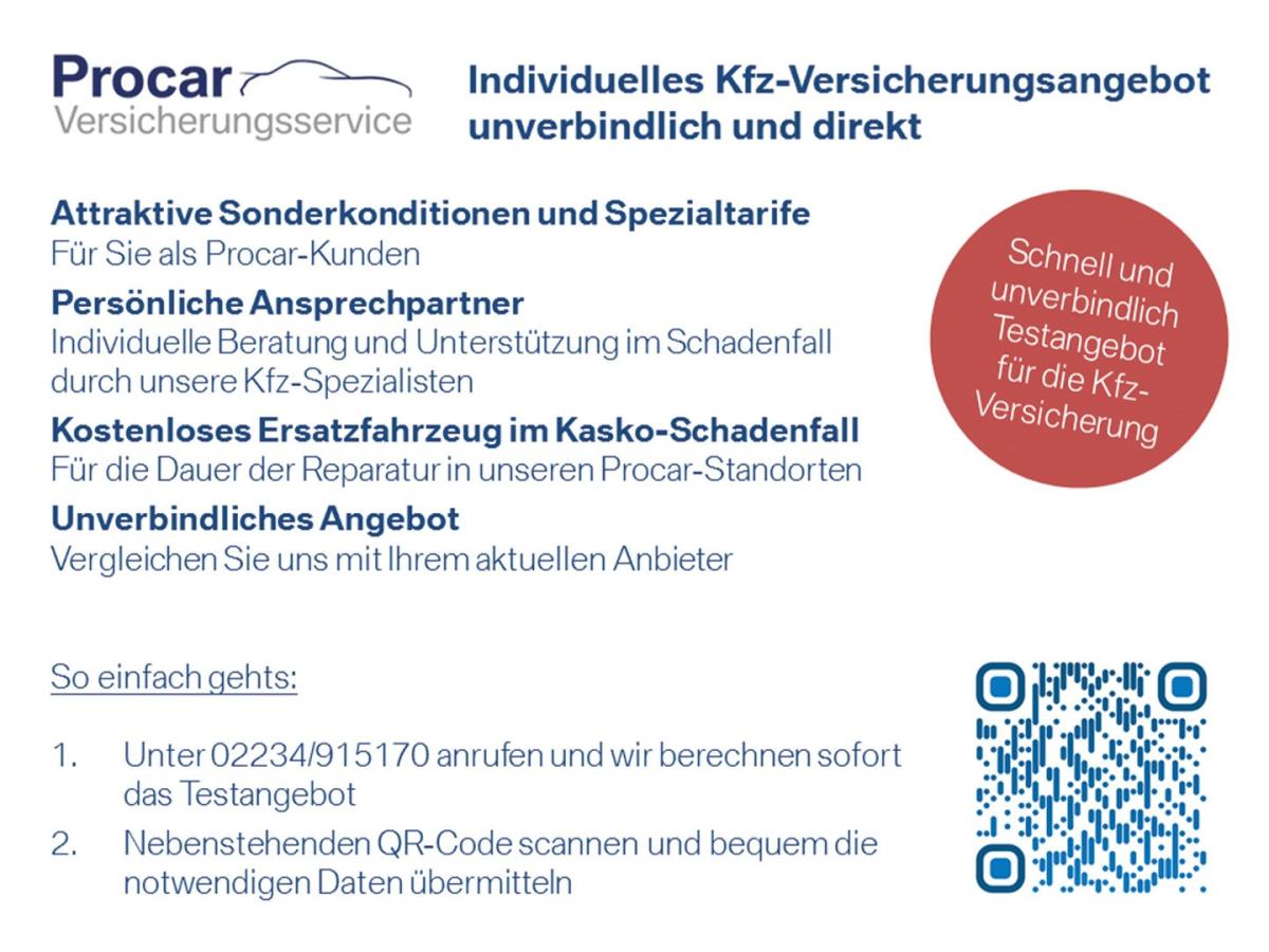 Mehrere Fahrzeuge im Bild