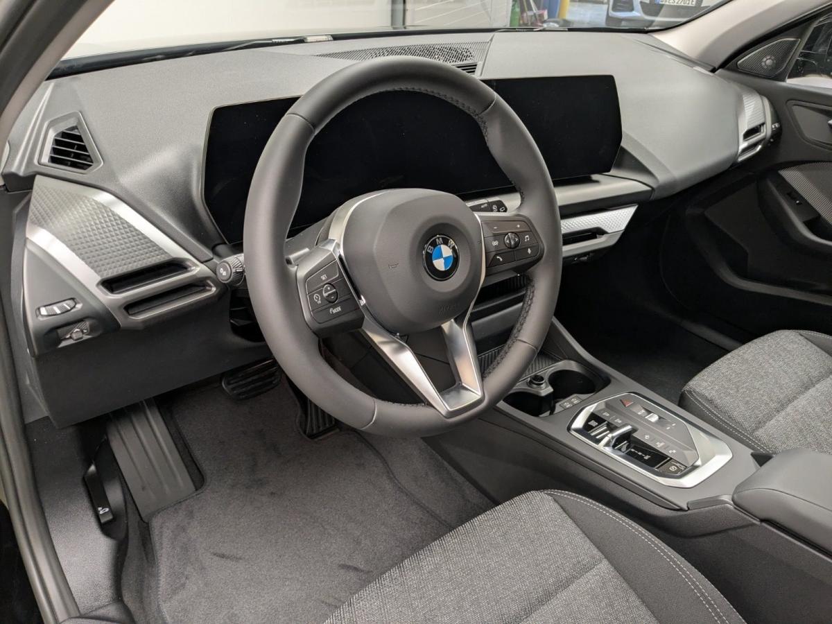 Originalaufnahme des Fahrzeugs Originalaufnahme des Fahrzeugs