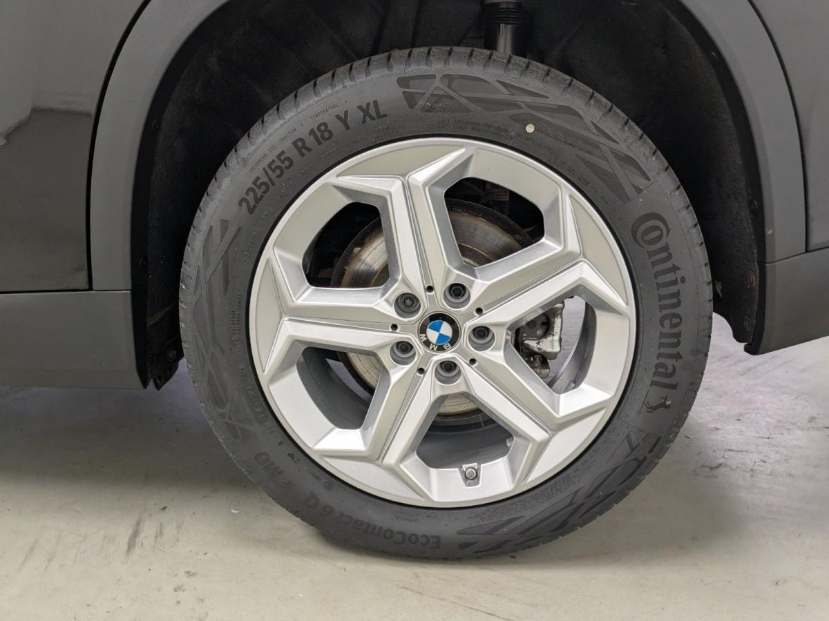 Originalaufnahme des Fahrzeugs Originalaufnahme des Fahrzeugs