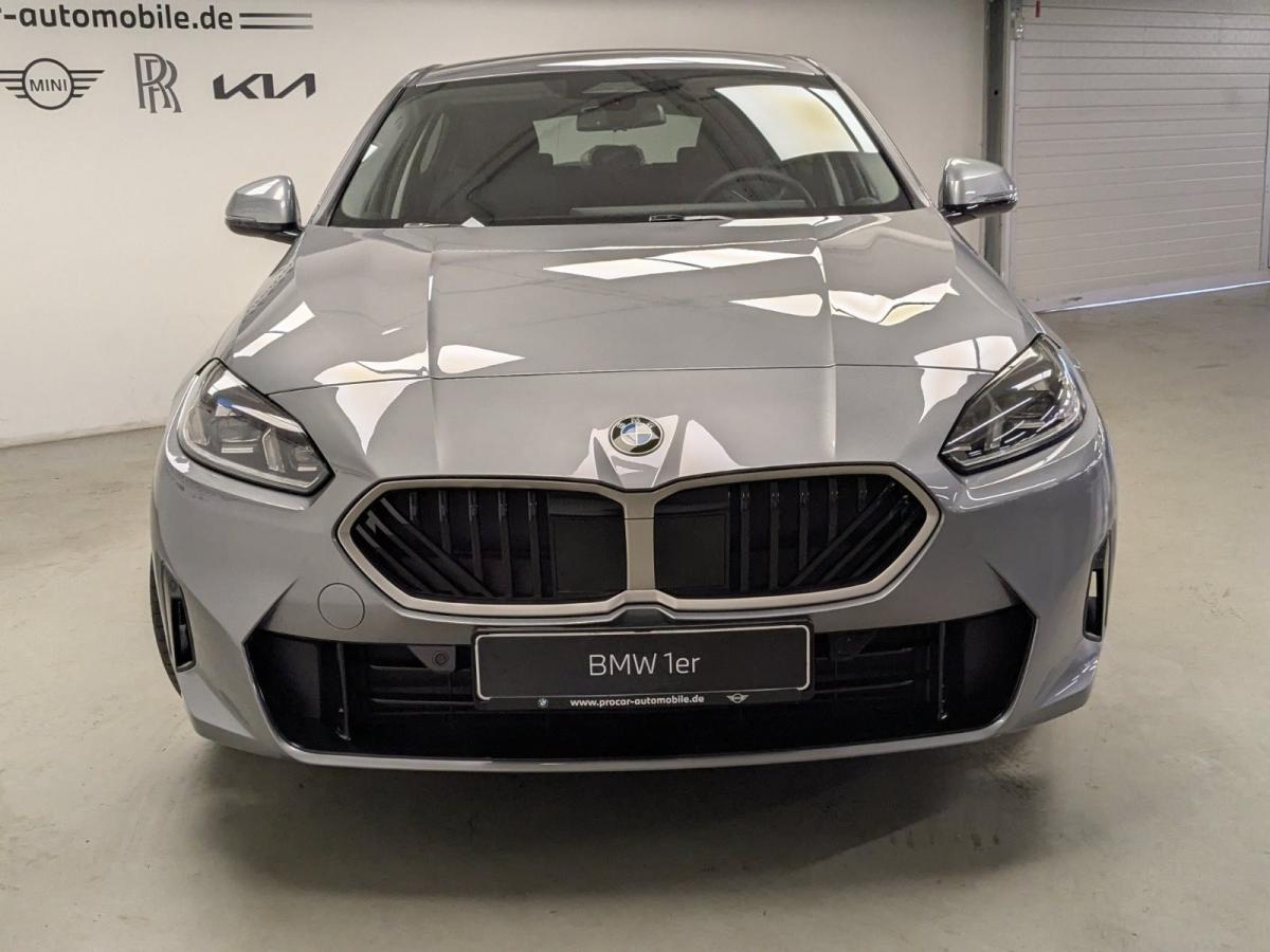 Originalaufnahme des Fahrzeugs Originalaufnahme des Fahrzeugs