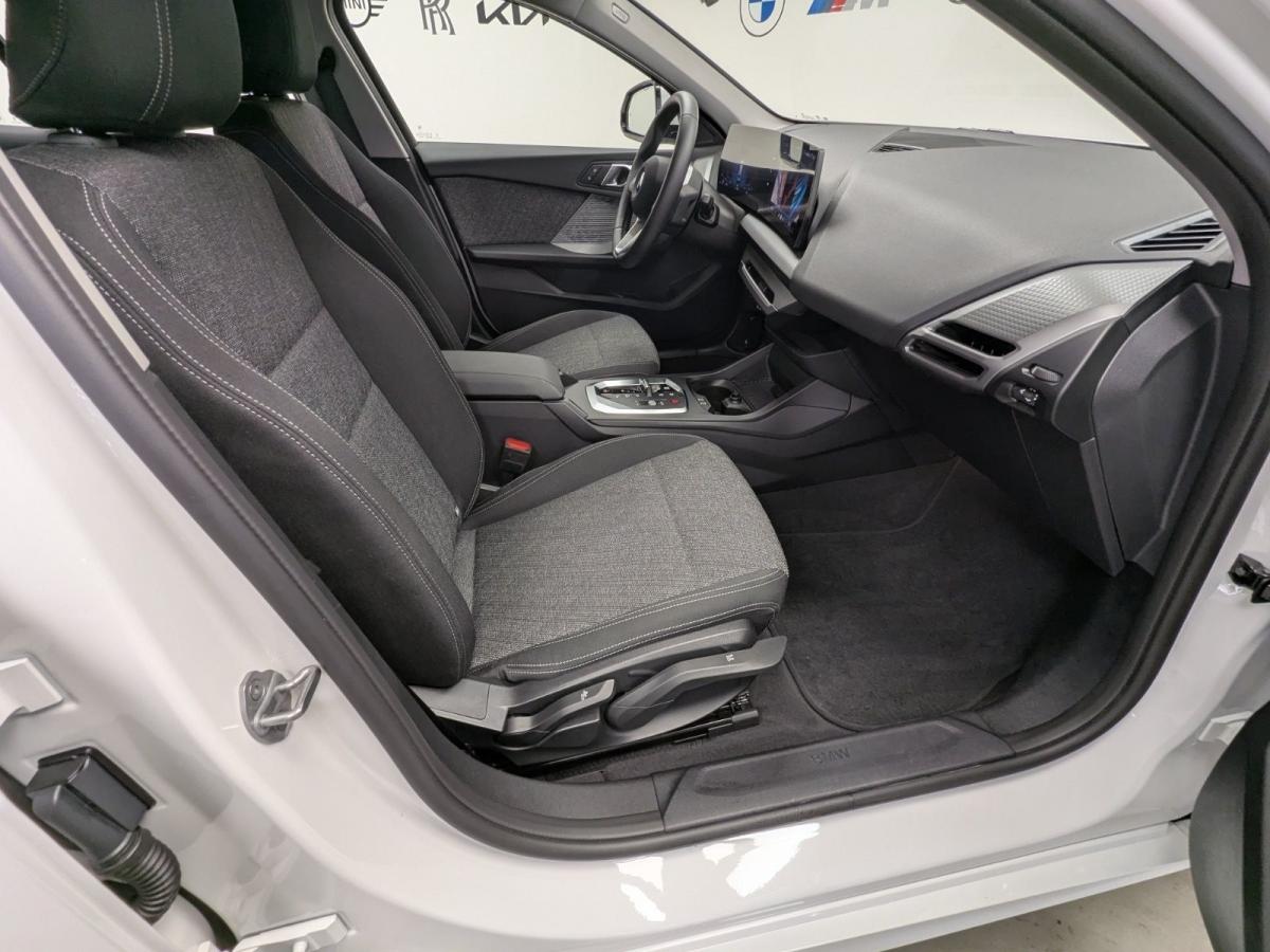 Originalaufnahme des Fahrzeugs Originalaufnahme des Fahrzeugs