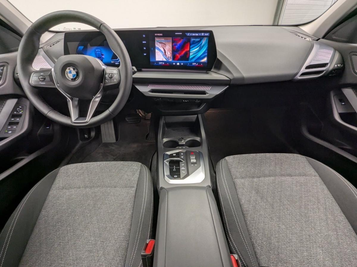Originalaufnahme des Fahrzeugs Originalaufnahme des Fahrzeugs