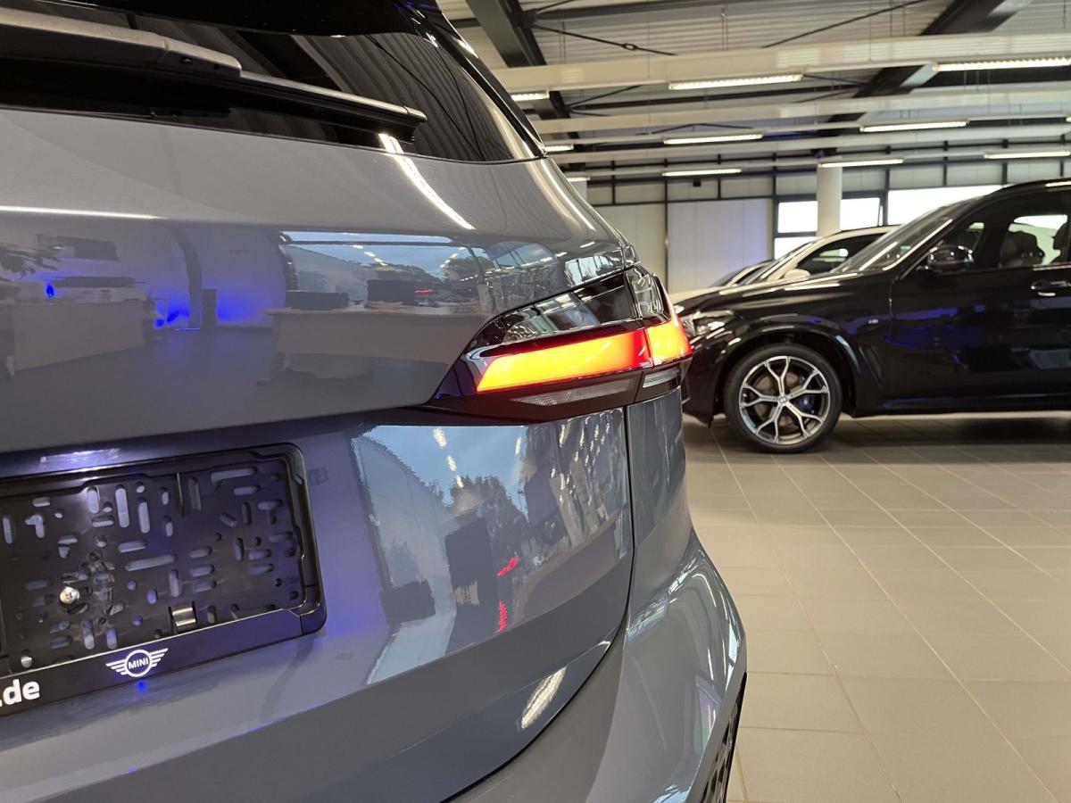 Originalaufnahme des Fahrzeugs Originalaufnahme des Fahrzeugs