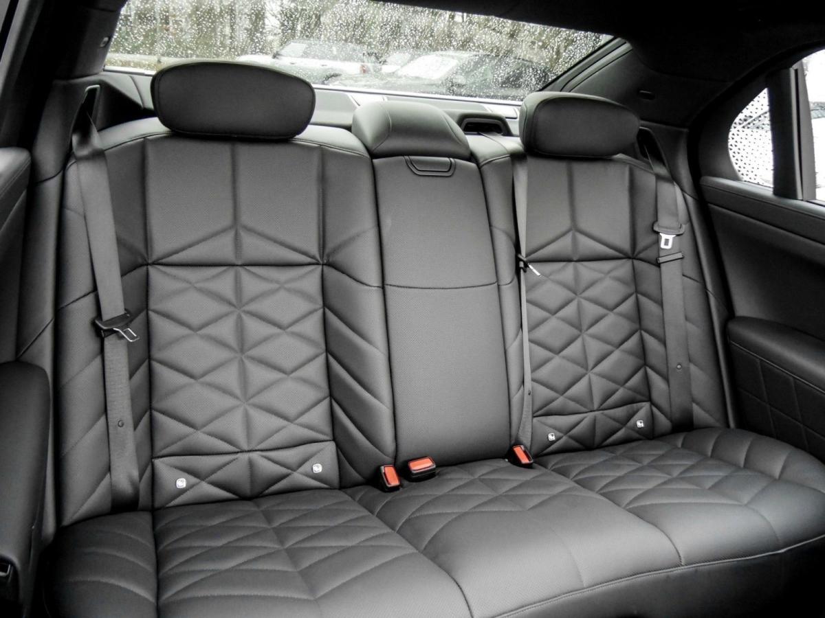 BMW 740d xDrive Limousine im Innenraum