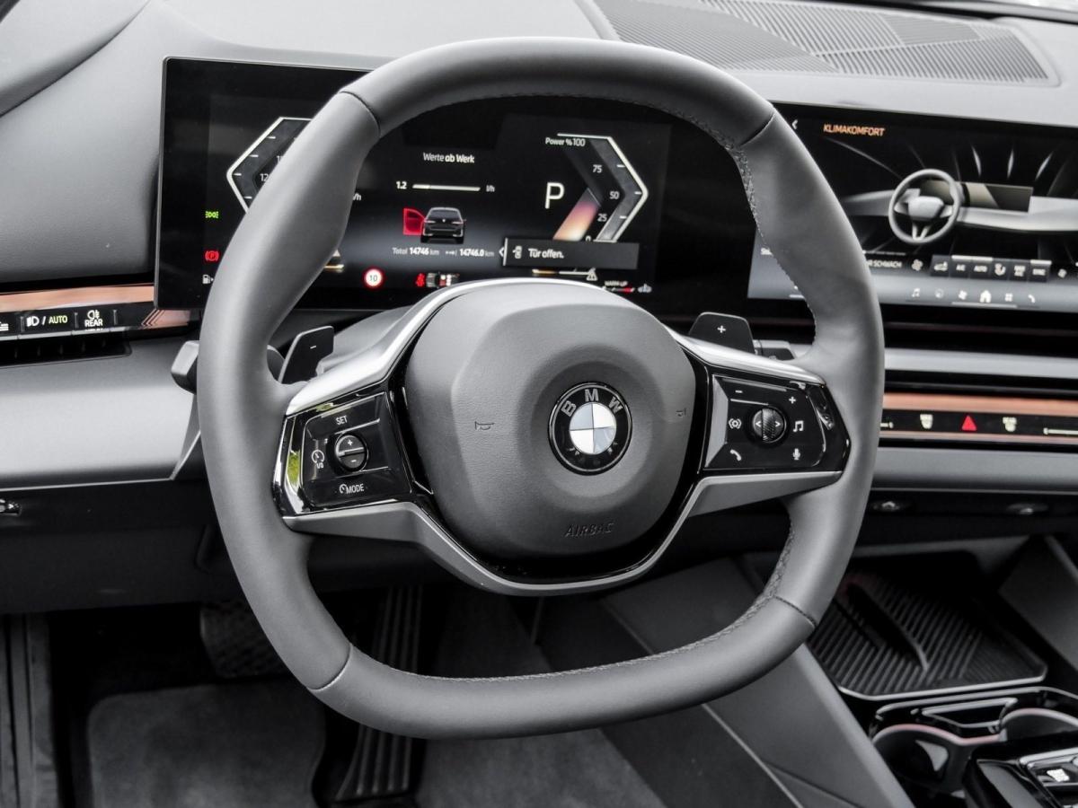 BMW 520i Touring im Innenraum
