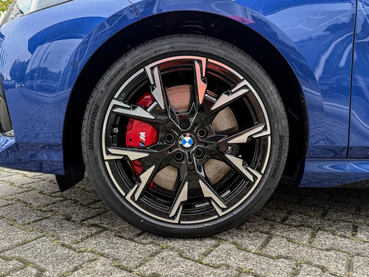 Originalaufnahme des Fahrzeugs Originalaufnahme des Fahrzeugs