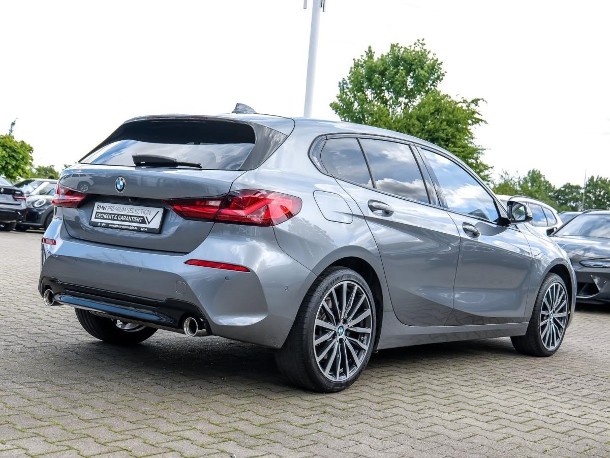 Originalaufnahme des Fahrzeugs Originalaufnahme des Fahrzeugs