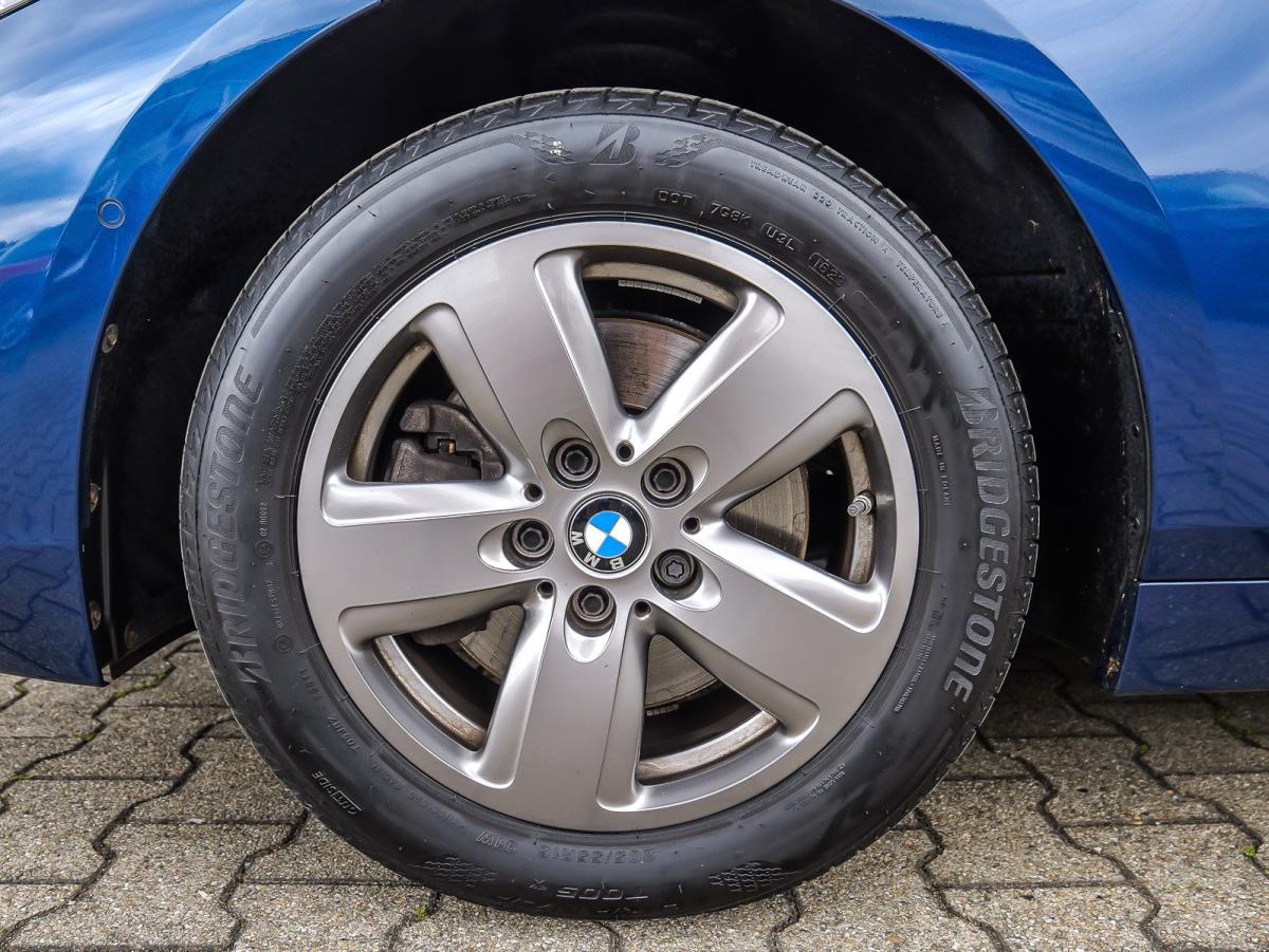 Originalaufnahme des Fahrzeugs Originalaufnahme des Fahrzeugs