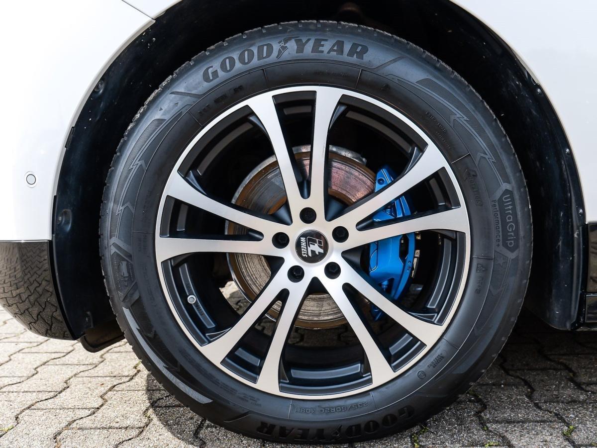 Originalaufnahme des Fahrzeugs Originalaufnahme des Fahrzeugs