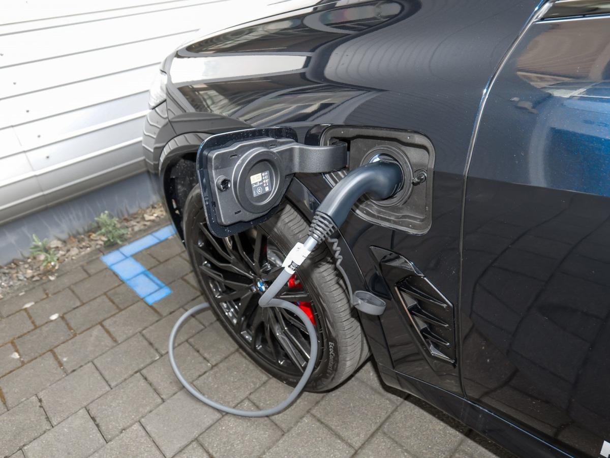 Originalaufnahme des Fahrzeugs Originalaufnahme des Fahrzeugs