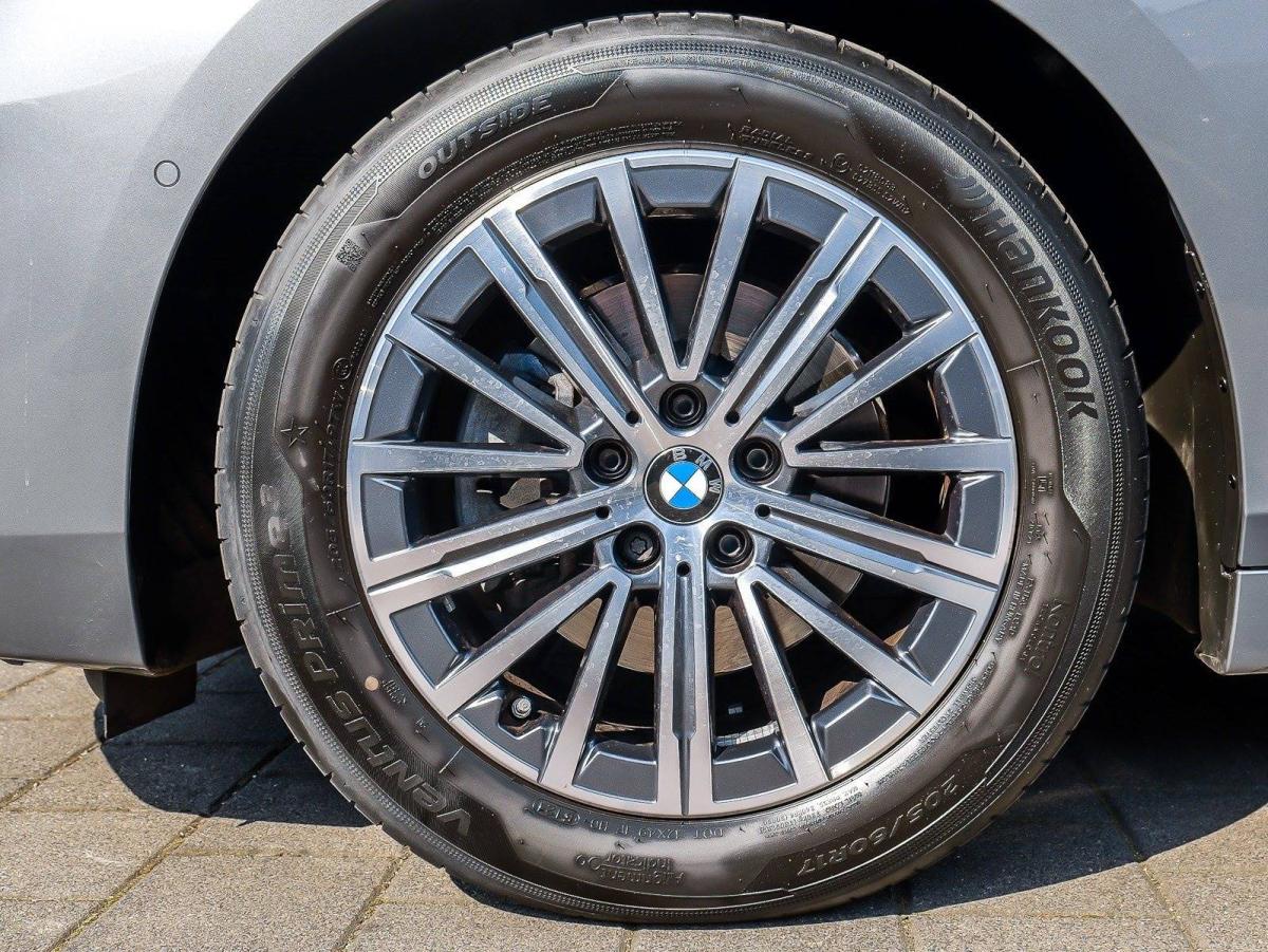 Originalaufnahme des Fahrzeugs Originalaufnahme des Fahrzeugs