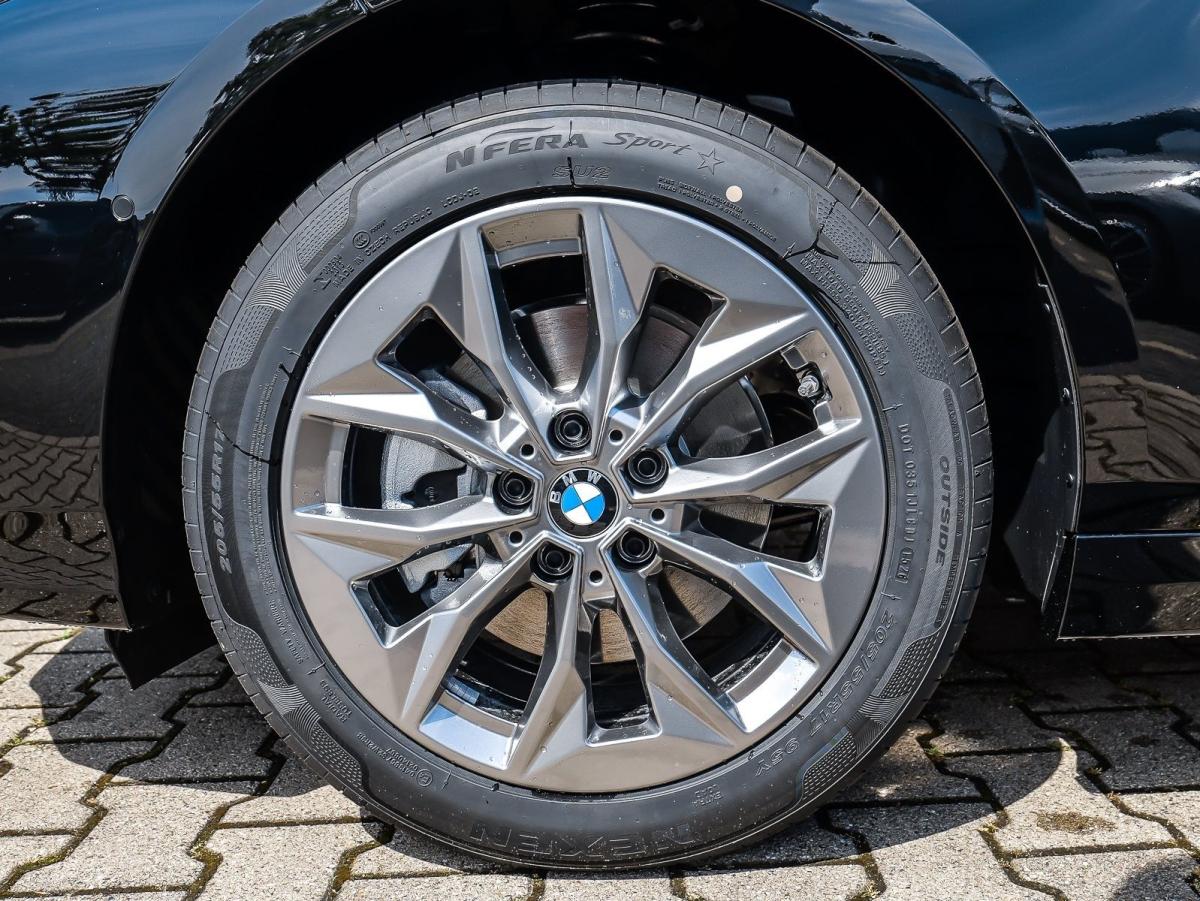 Originalaufnahme des Fahrzeugs Originalaufnahme des Fahrzeugs