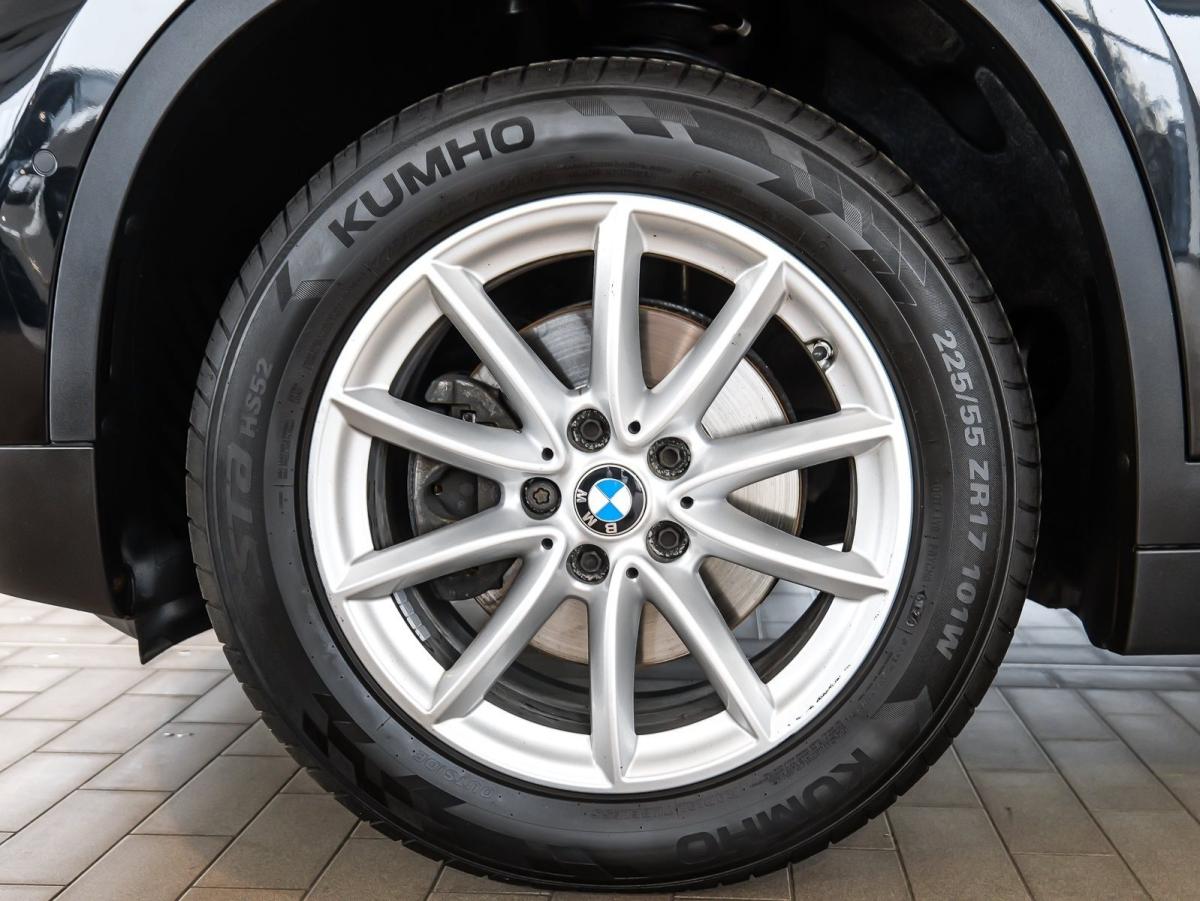 Originalaufnahme des Fahrzeugs Originalaufnahme des Fahrzeugs