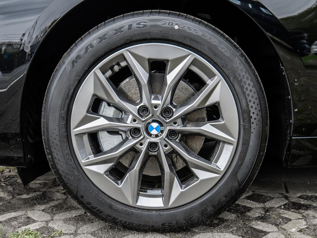 Originalaufnahme des Fahrzeugs Originalaufnahme des Fahrzeugs