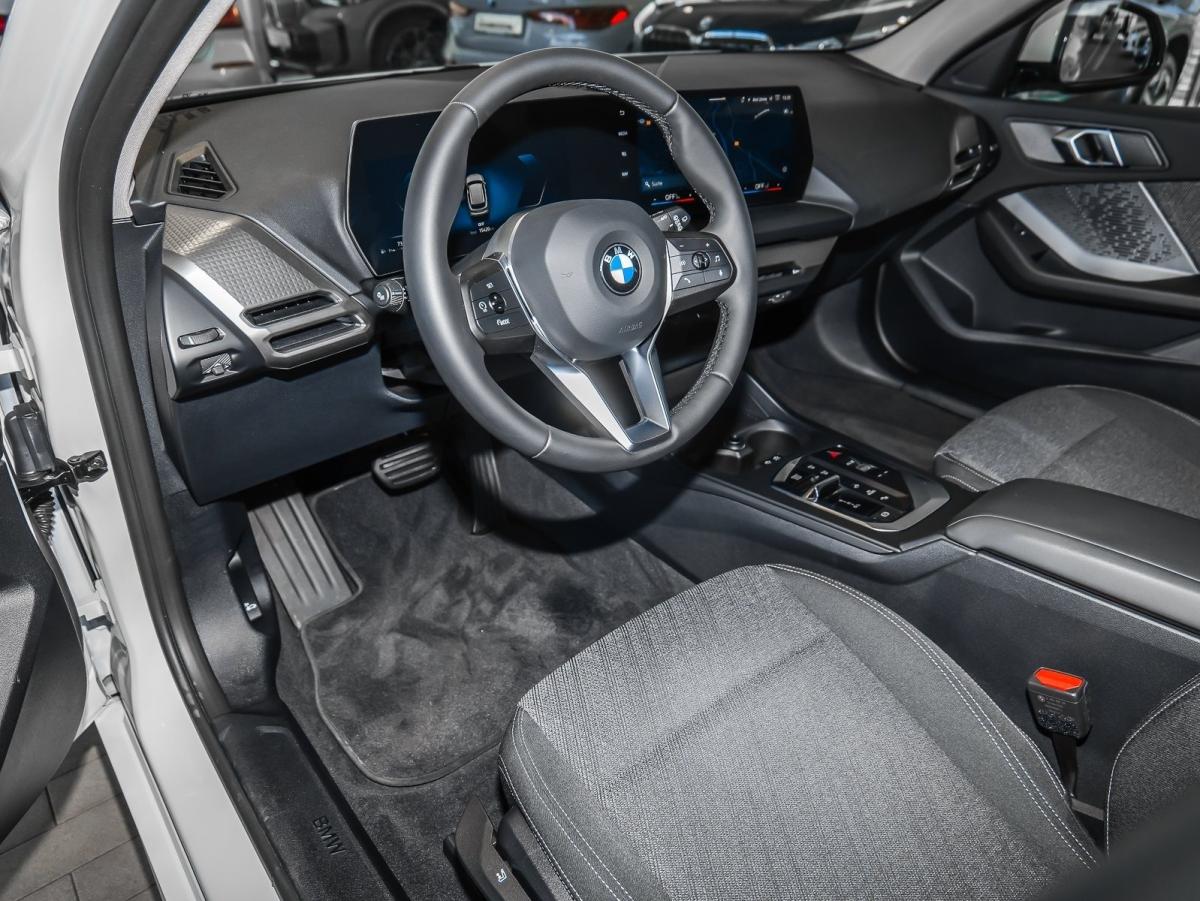 BMW 120 im Innenraum