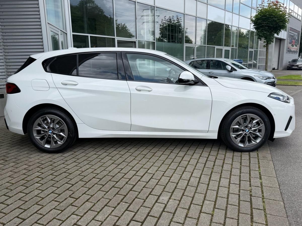 Originalaufnahme des Fahrzeugs Originalaufnahme des Fahrzeugs
