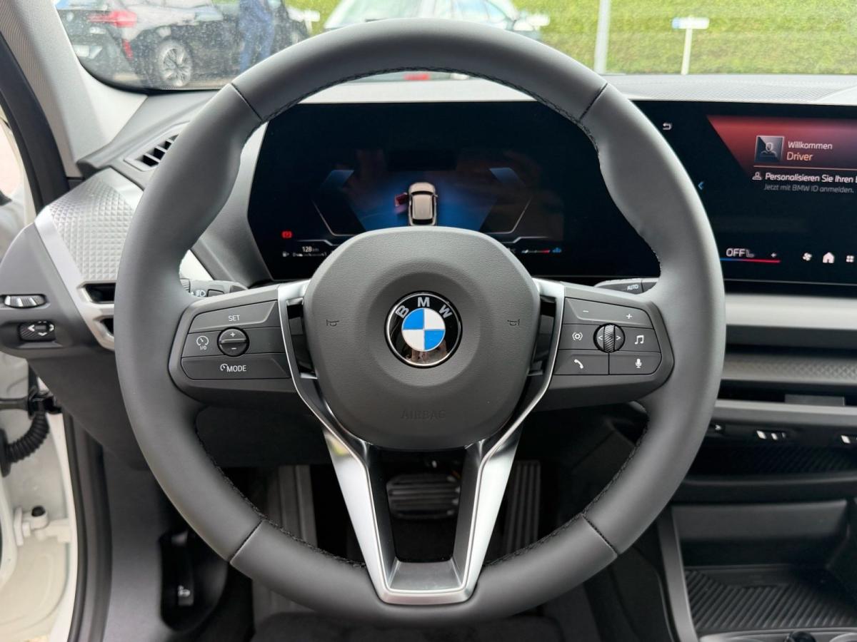 Originalaufnahme des Fahrzeugs Originalaufnahme des Fahrzeugs