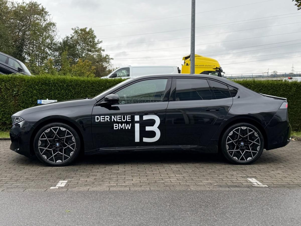 Originalaufnahme des Fahrzeugs Originalaufnahme des Fahrzeugs
