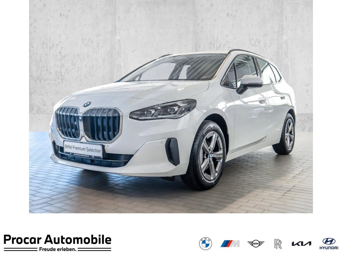 BMW 220i Active Tourer Originalaufnahme