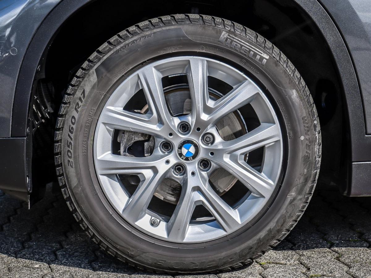 Originalaufnahme des Fahrzeugs Originalaufnahme des Fahrzeugs