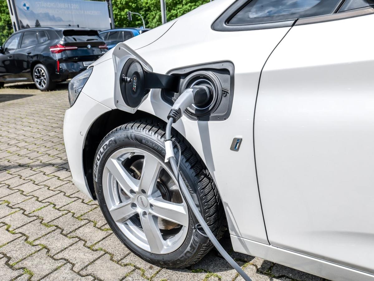 Originalaufnahme des Fahrzeugs Originalaufnahme des Fahrzeugs