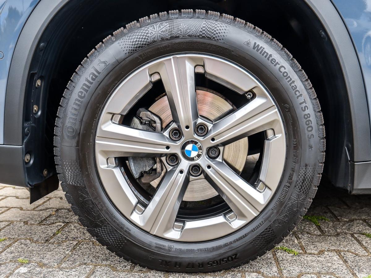 Originalaufnahme des Fahrzeugs Originalaufnahme des Fahrzeugs