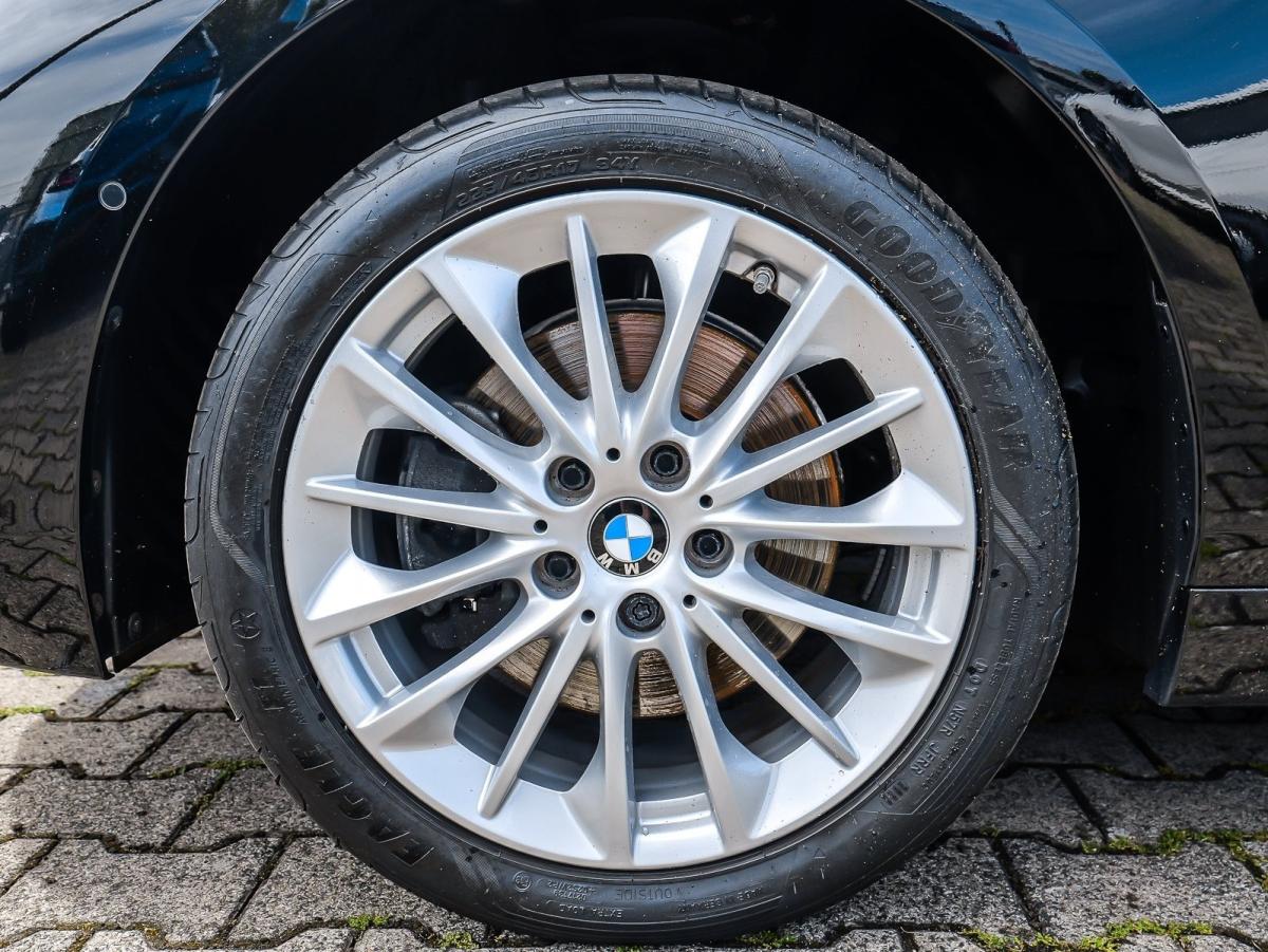 Originalaufnahme des Fahrzeugs Originalaufnahme des Fahrzeugs