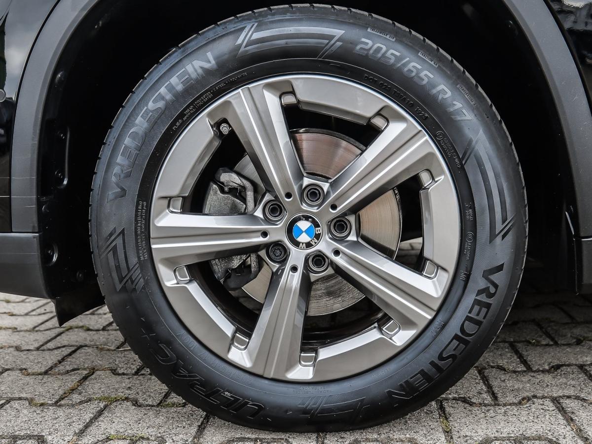 Originalaufnahme des Fahrzeugs Originalaufnahme des Fahrzeugs