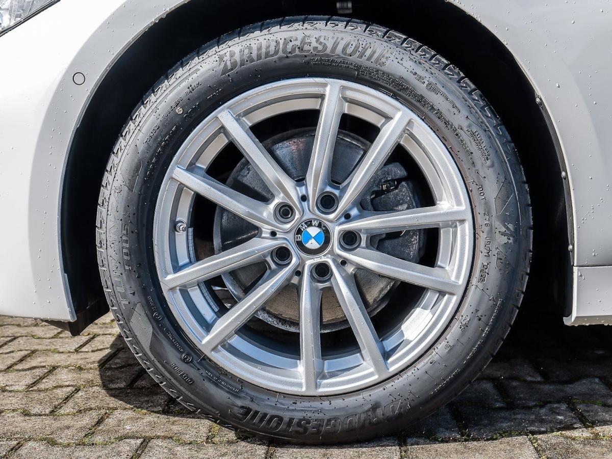 Originalaufnahme des Fahrzeugs Originalaufnahme des Fahrzeugs