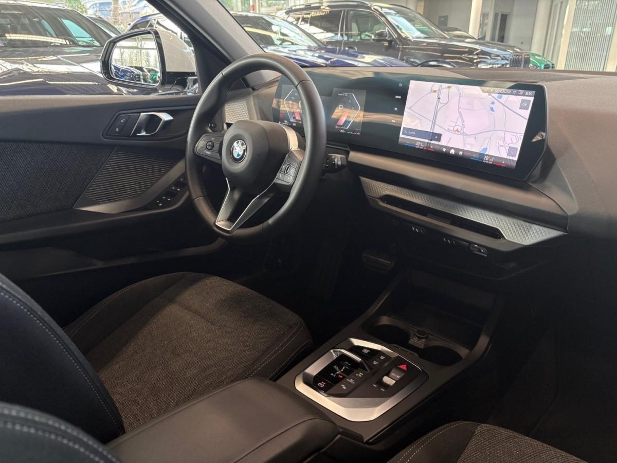 BMW 120 im Innenraum
