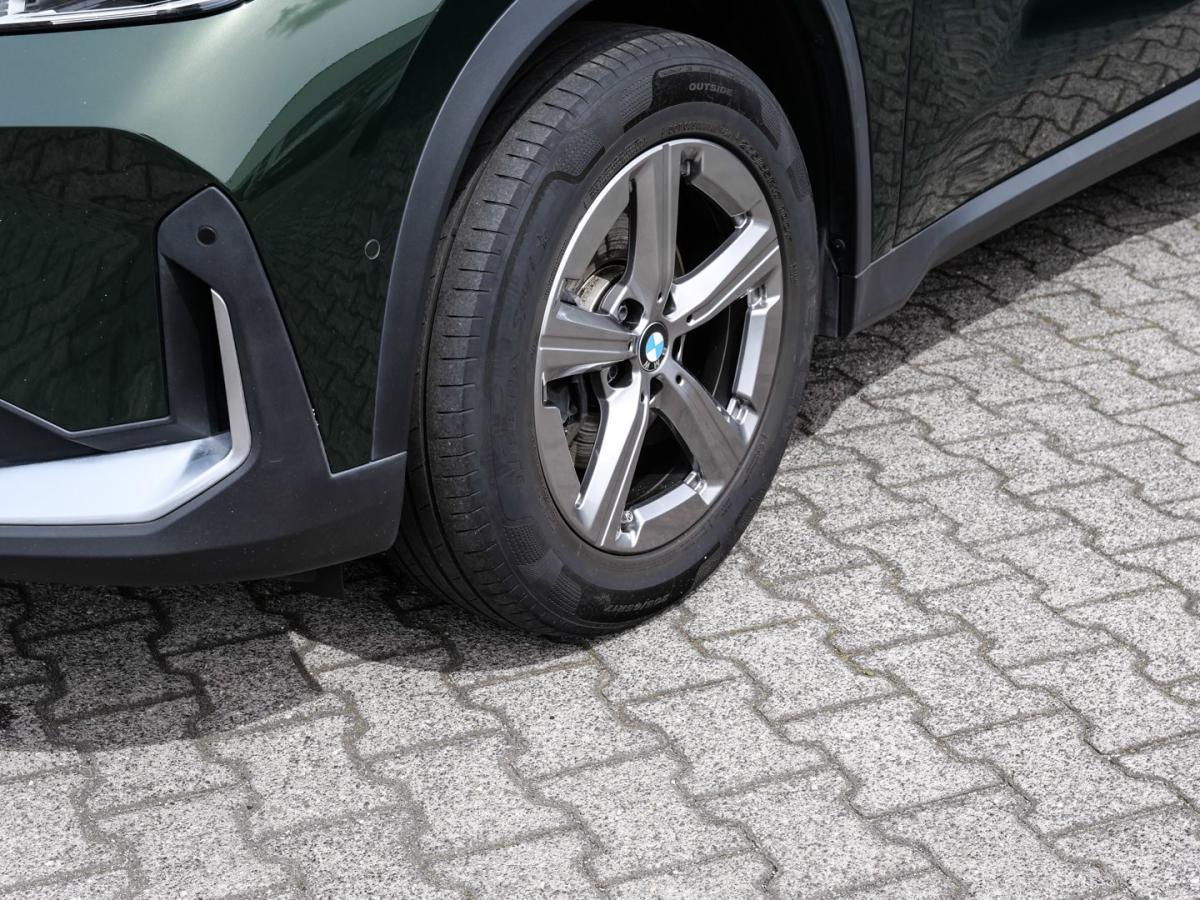 Originalaufnahme des Fahrzeugs Originalaufnahme des Fahrzeugs