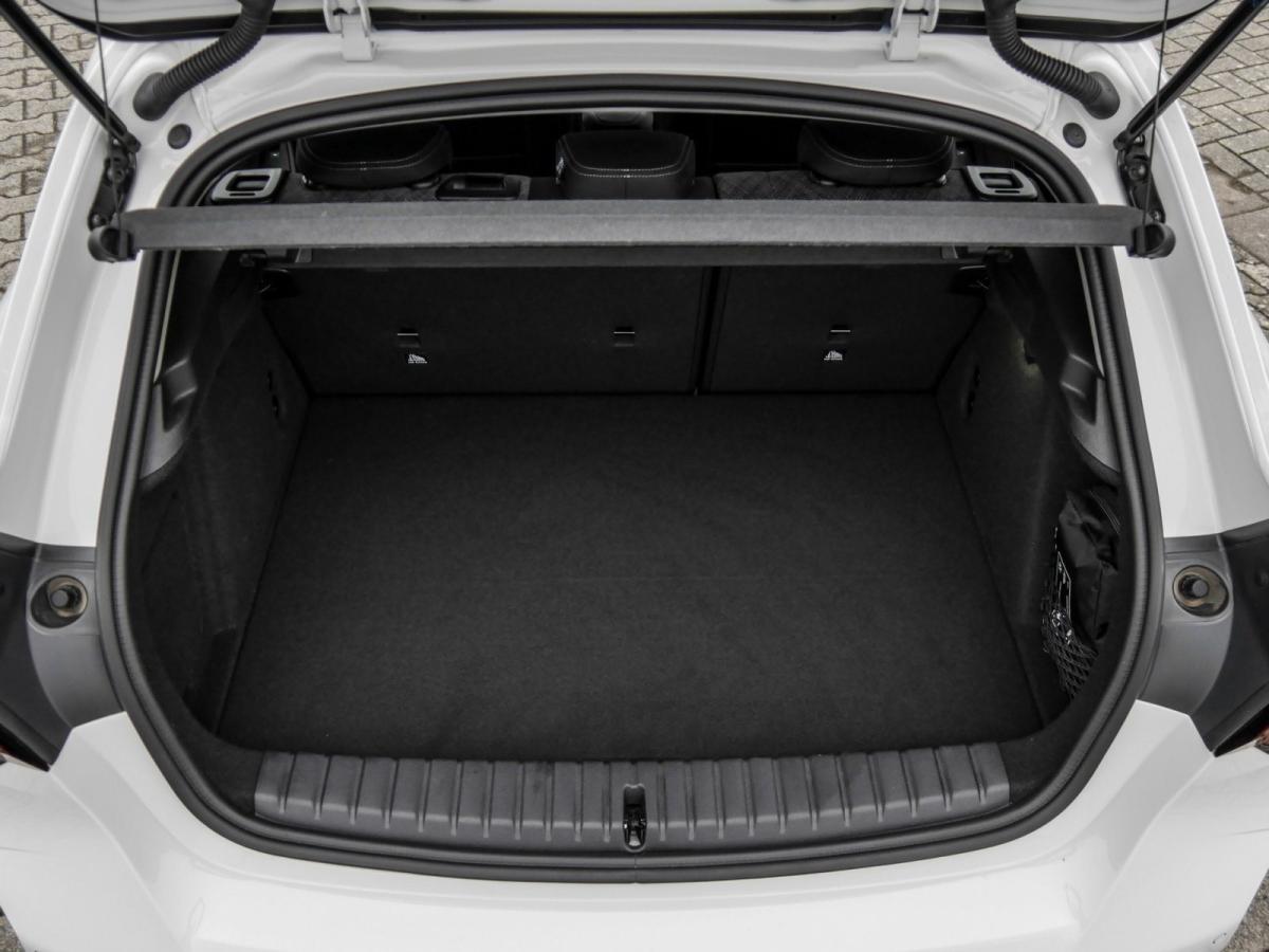 BMW 120 im Innenraum