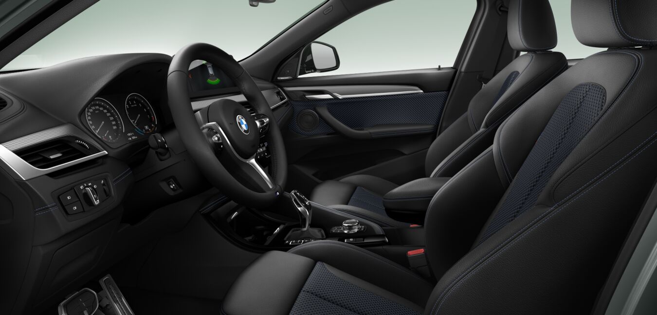 BMW BMW X im Innenraum seitlich BMW BMW X im Innenraum seitlich