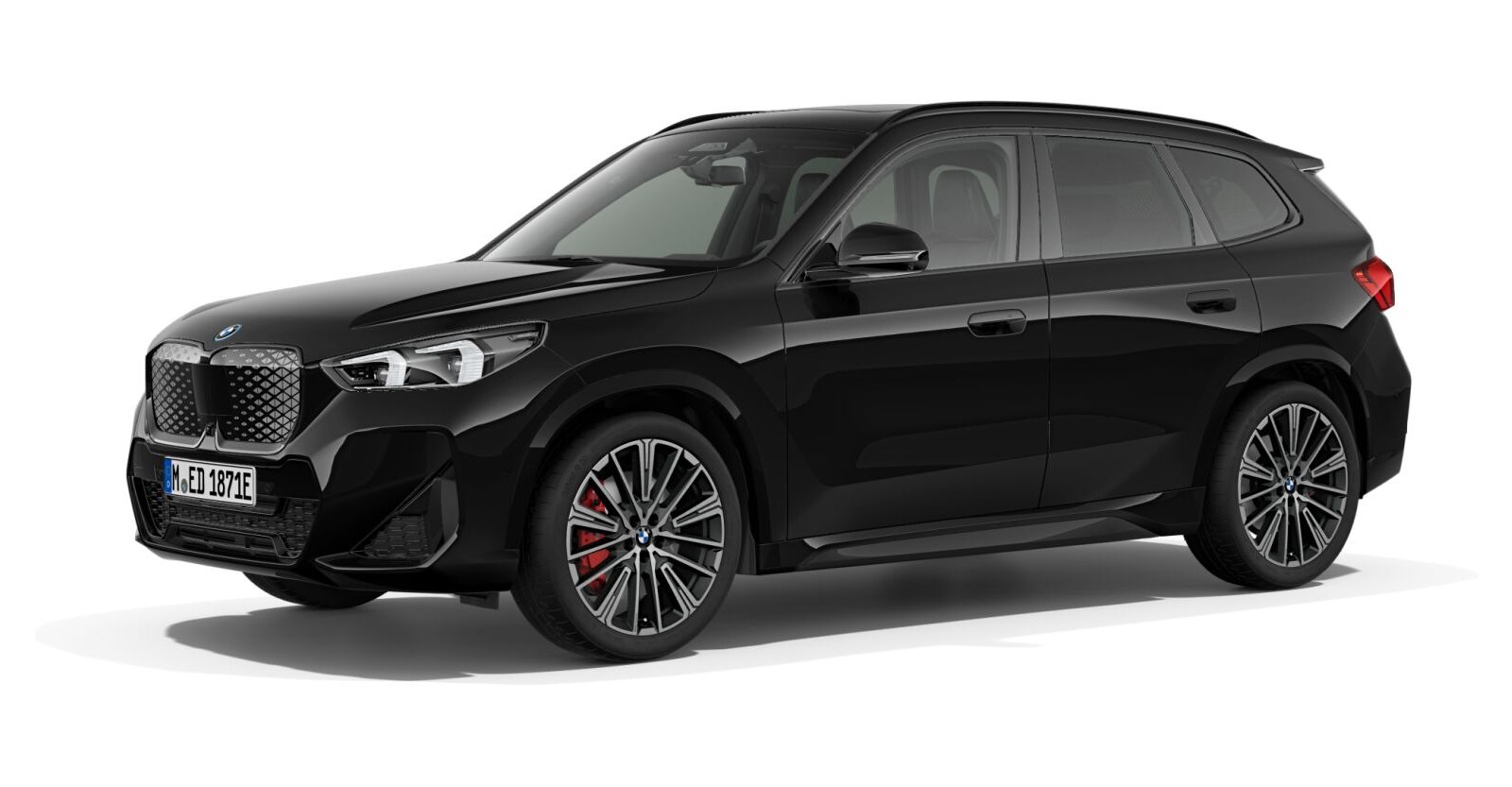 BMW iX1 xDrive30 in Schwarz von vorne BMW iX1 xDrive30 in Schwarz von vorne