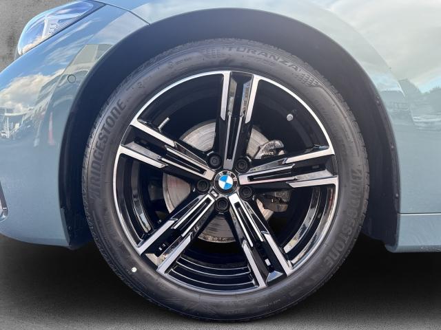 BMW 420i Coupe mit Detailansicht auf die Felgen