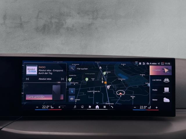 BMW i4 eDrive35 Gran Coupe im Innenraum