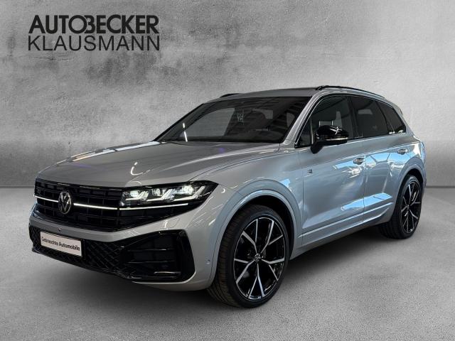 VW Touareg in Silber von vorne