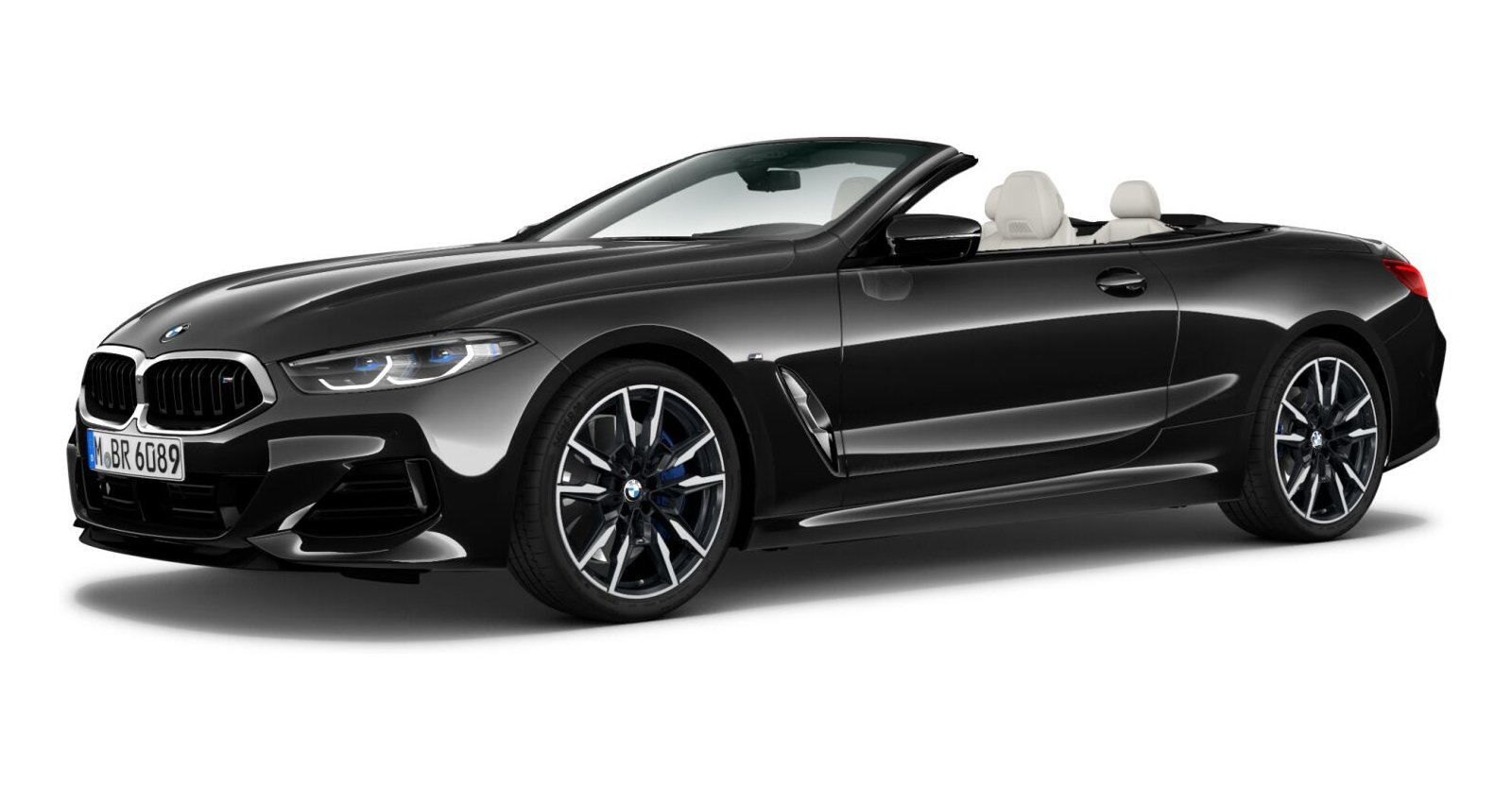 BMW M850i xDrive Cabrio in Schwarz von vorne BMW M850i xDrive Cabrio in Schwarz von vorne