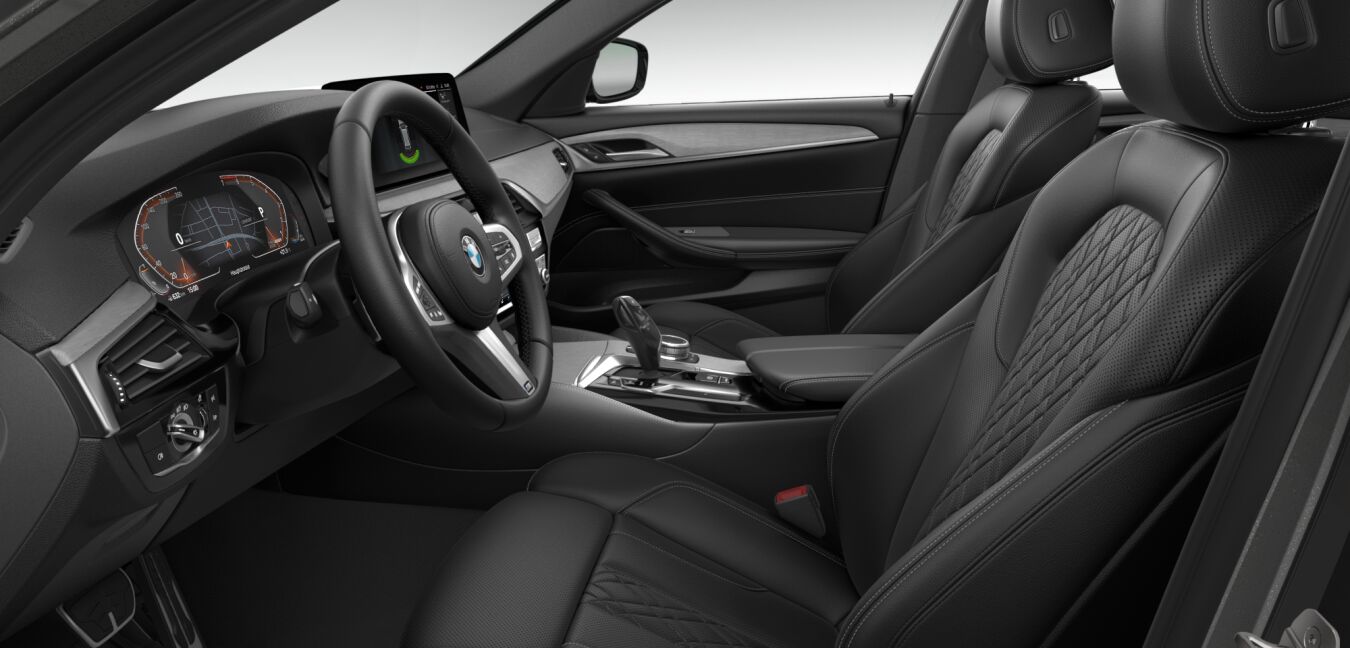 BMW BMW 5er im Innenraum seitlich BMW BMW 5er im Innenraum seitlich