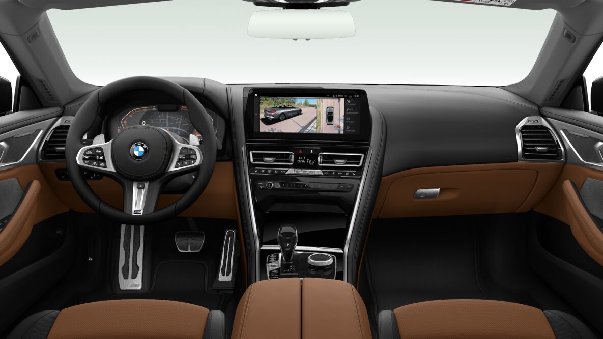 BMW BMW 8er im Innenraum von vorne BMW BMW 8er im Innenraum von vorne